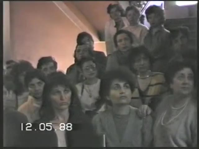 Открытие персональной выставки в Доме художника, Ереван, 1988 / Opening of the solo exhibition at the House of Artists, Yerevan, 1988